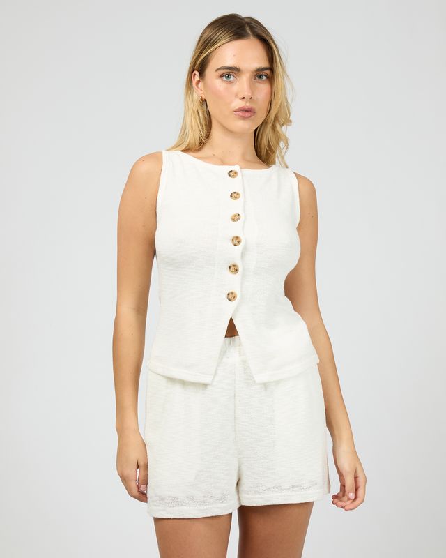 SILENT THEORY Leonie Vest White