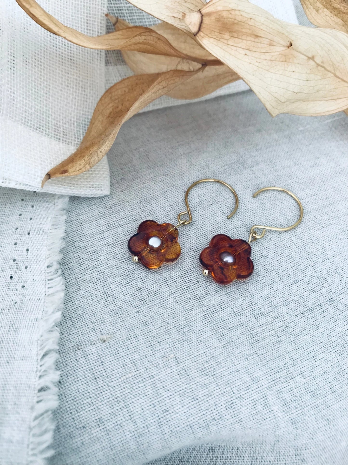 TWIGG JEWELLERY Mariglow Earrings