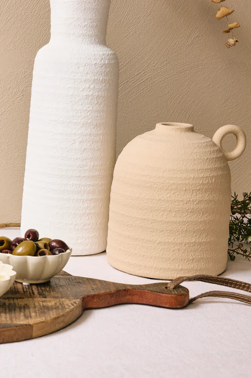 HAYZ HOMEWARES Matte Natural Textured Squat One Handle 18cm Urn
