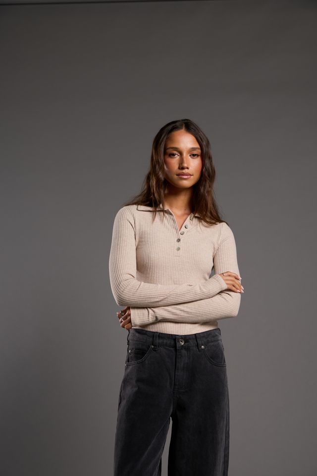 SILENT THEORY Aria Knit Long Sleeve Top Oat