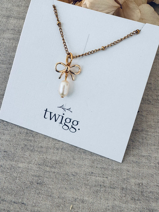 TWIGG JEWELLERY Pearl Bow Necklace