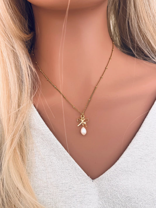 TWIGG JEWELLERY Pearl Bow Necklace