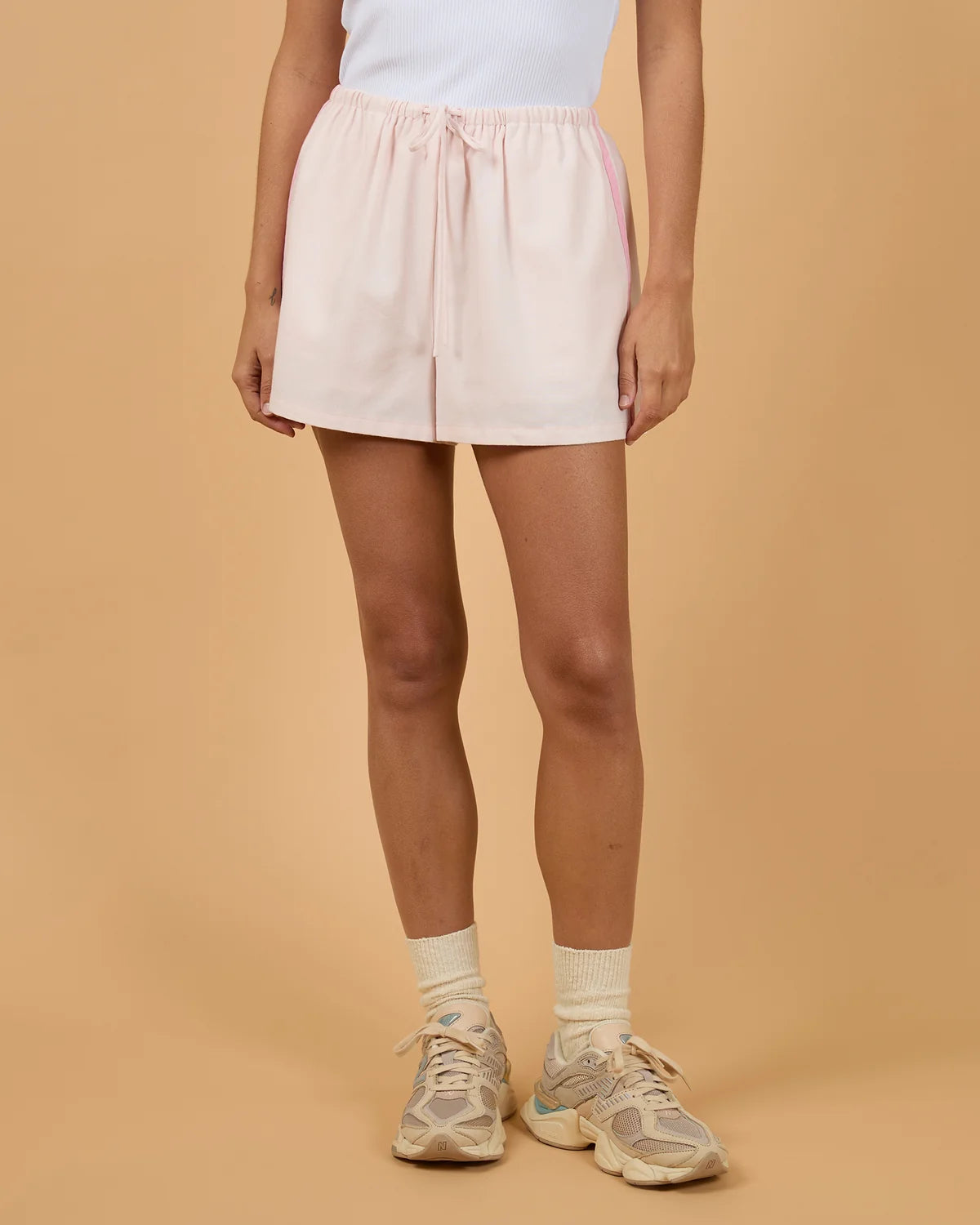 ALL ABOUT EVE Premier Panel Short Pale Pink