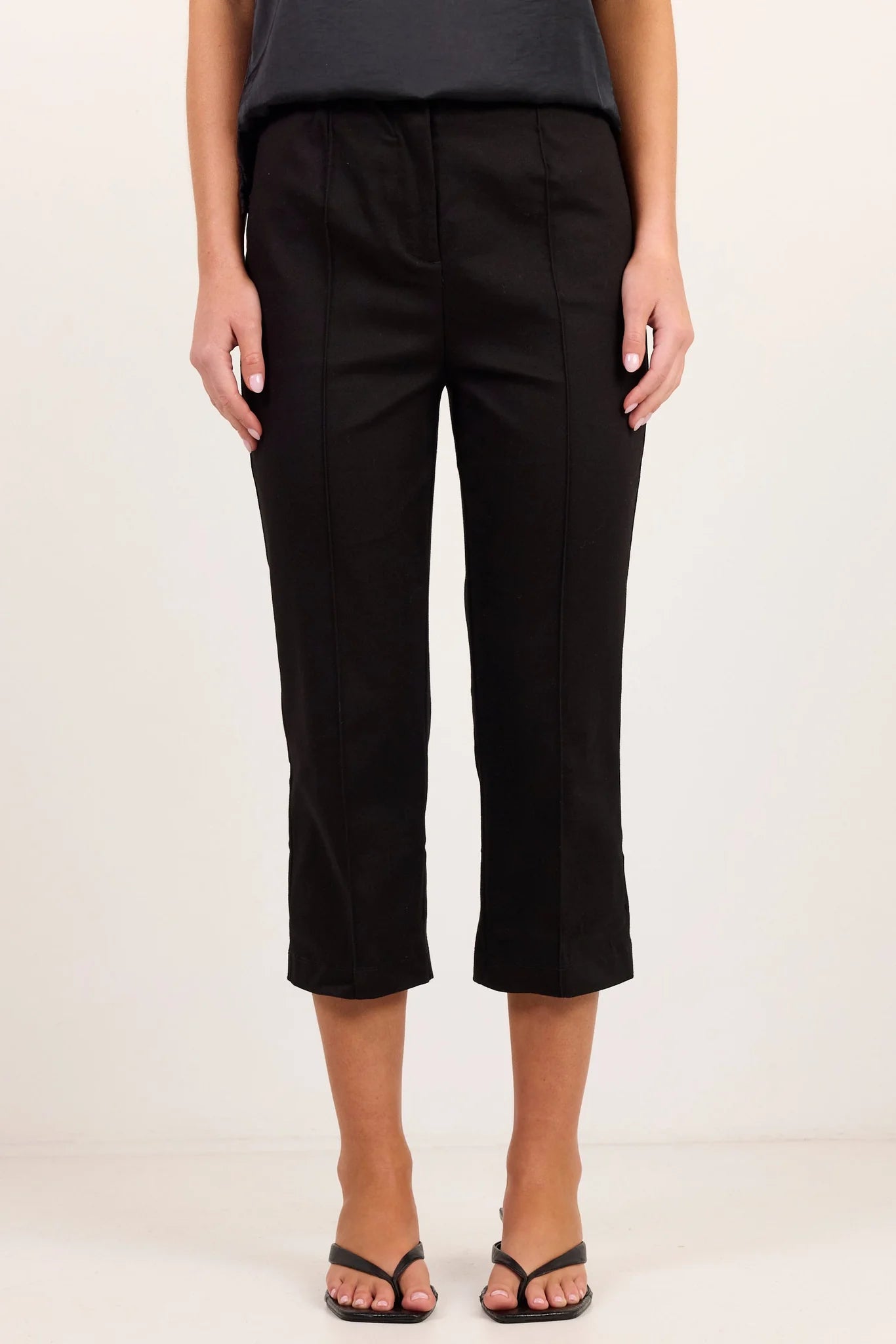 AMONG THE BRAVE Reckon Stretchy Capri Pant Black