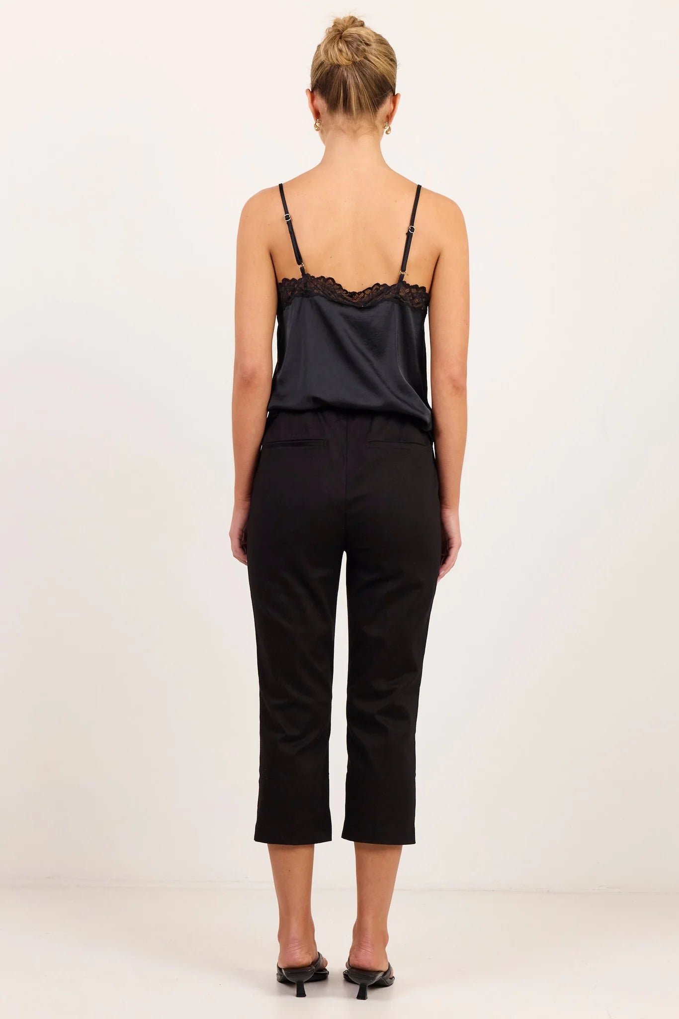 AMONG THE BRAVE Reckon Stretchy Capri Pant Black