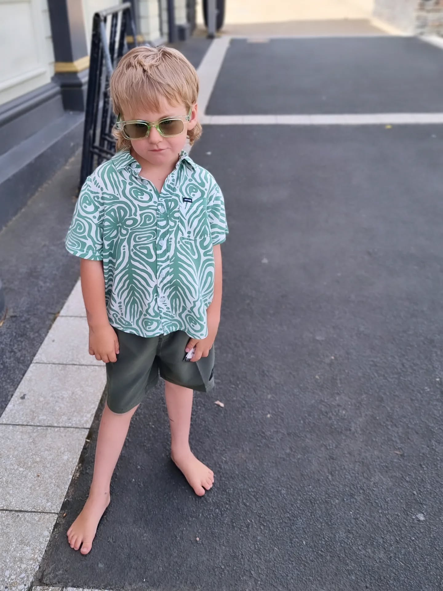 RIP CURL Cosmic Surfing Short Sleeve Shirt