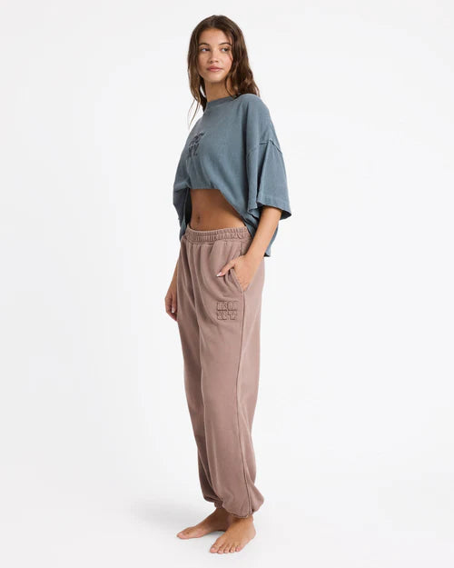ROXY Steppin Up Trackie Pant Mocha