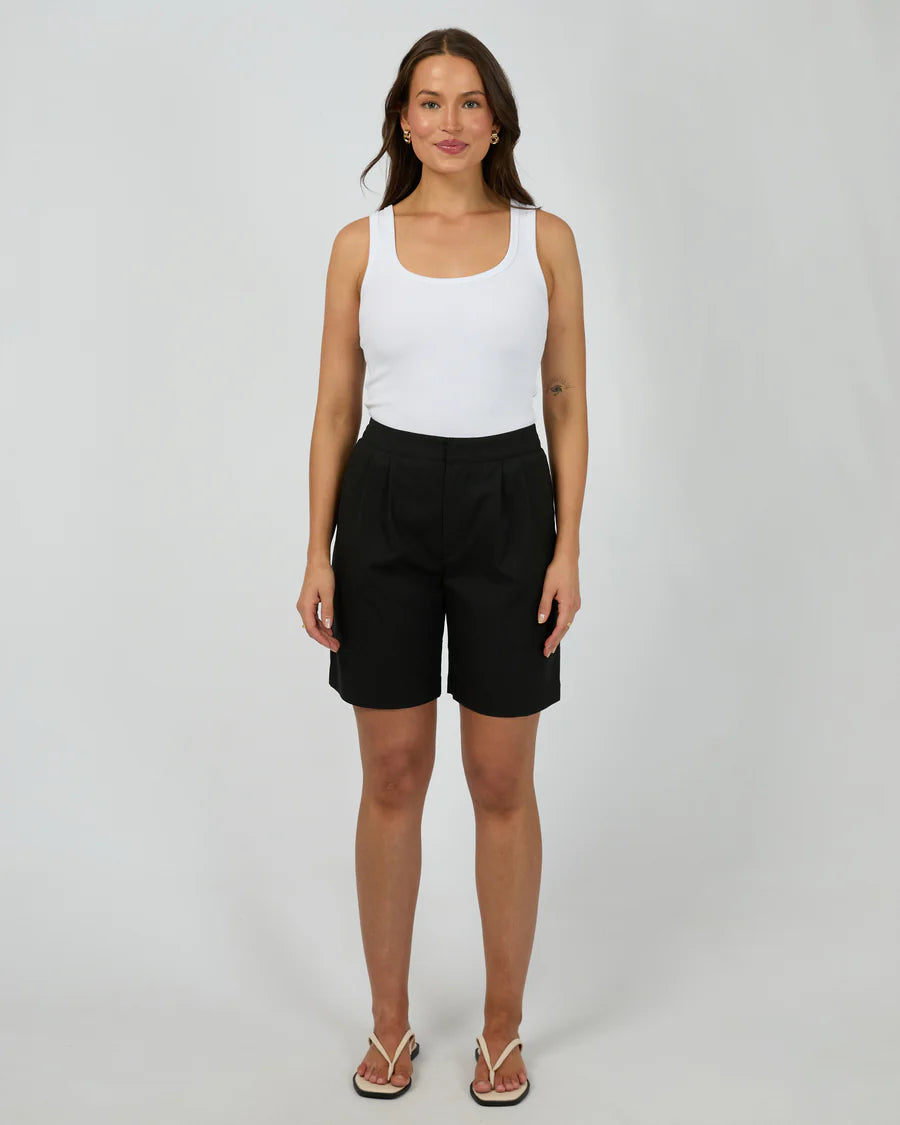 SILENT THEORY Tallow Short Black