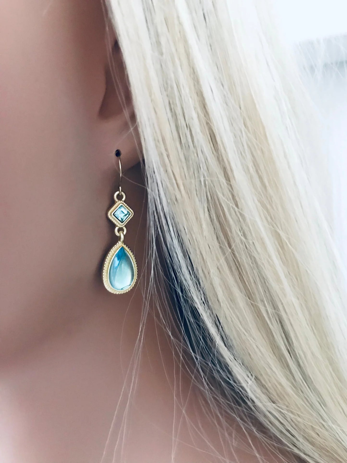 TWIGG JEWELLERY Telow Aquamarine Drop Earrings