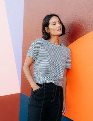 ET ALIA Twist Tee Monochrome