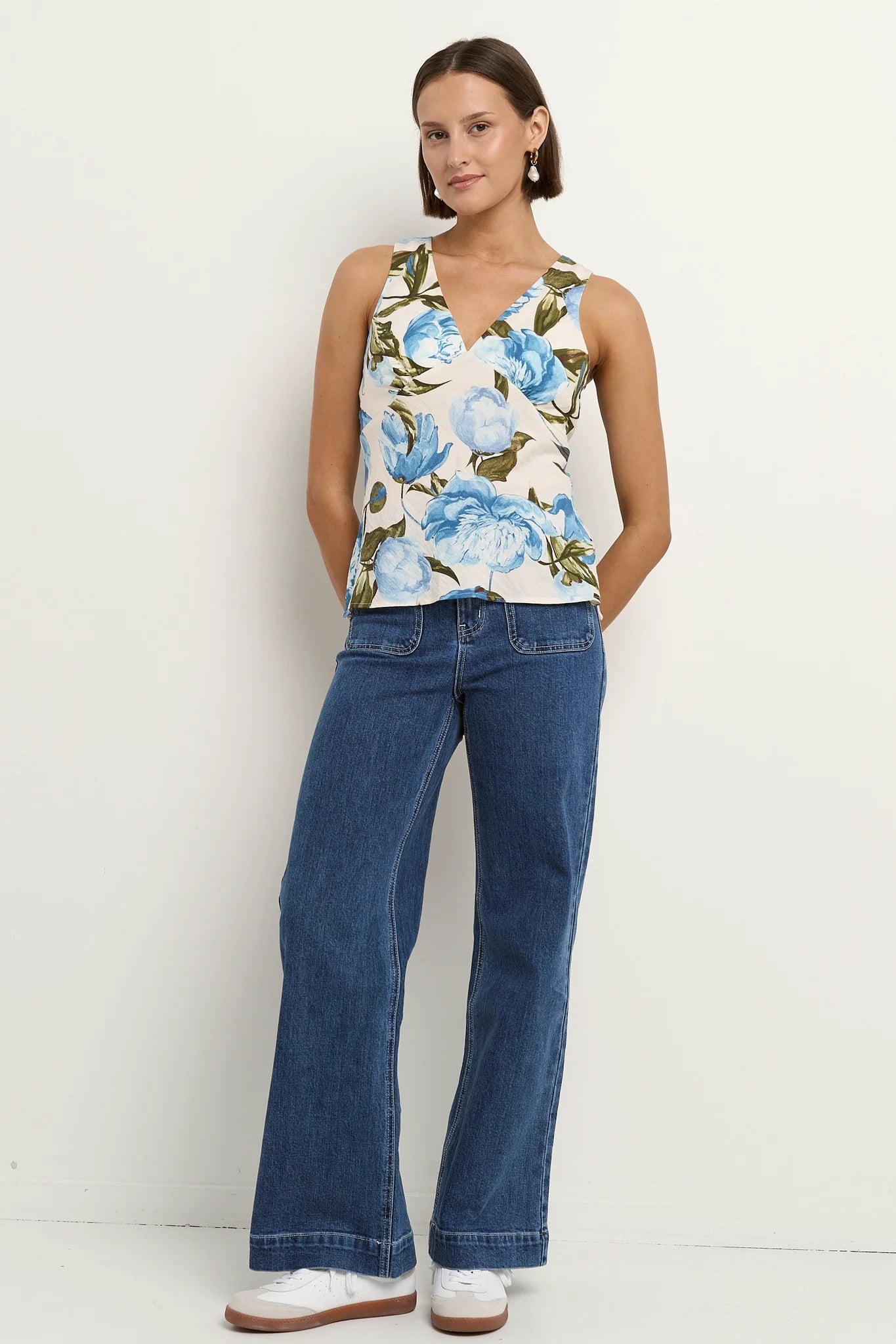 AMONG THE BRAVE Vienna Blue Vintage V neck Floral Top