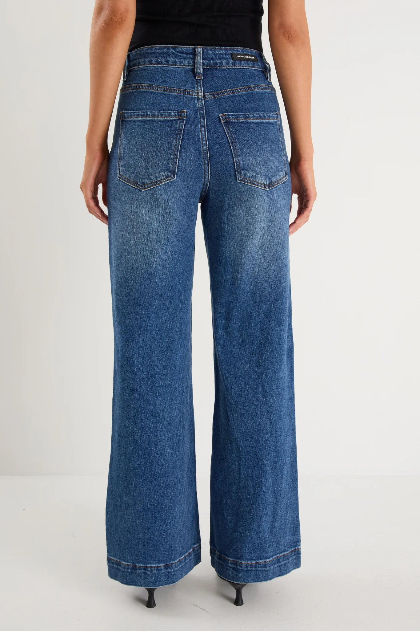 AMONG THE BRAVE Zoey High Rise Wide Leg Pocket Jean Marine Blue PETITE